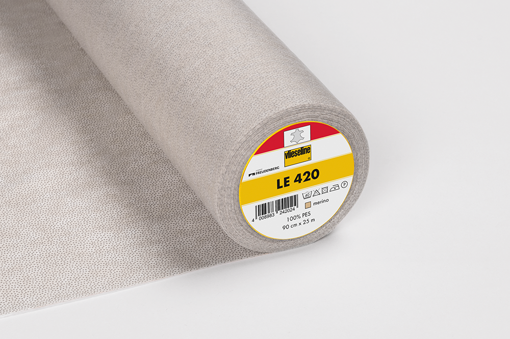 ENTRETELA TERMOADHESIVA PARA PIEL LE420 25CM | Seoane Textil