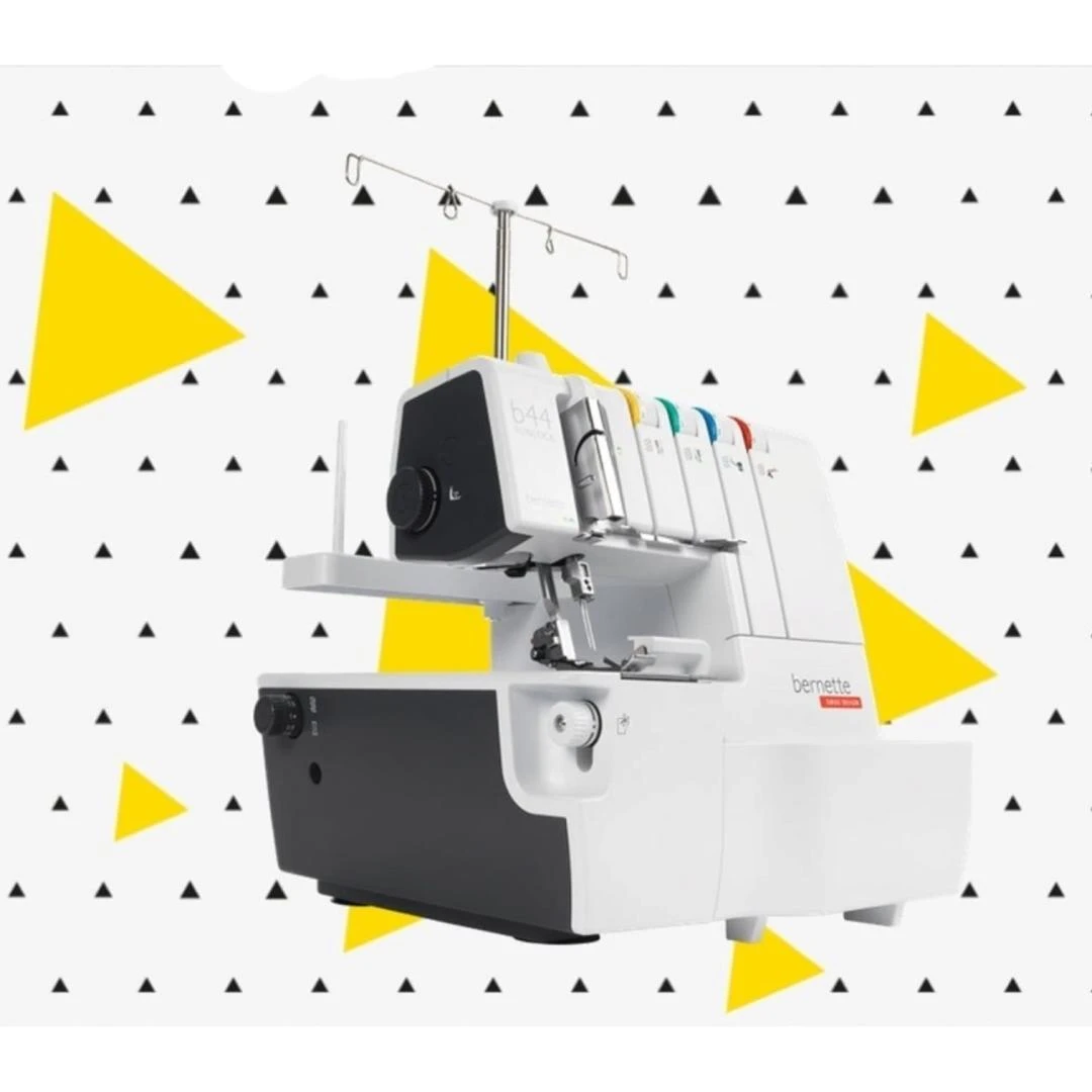 MÁQUINA OVERLOCK BERNETTE 44 FUNLOCK