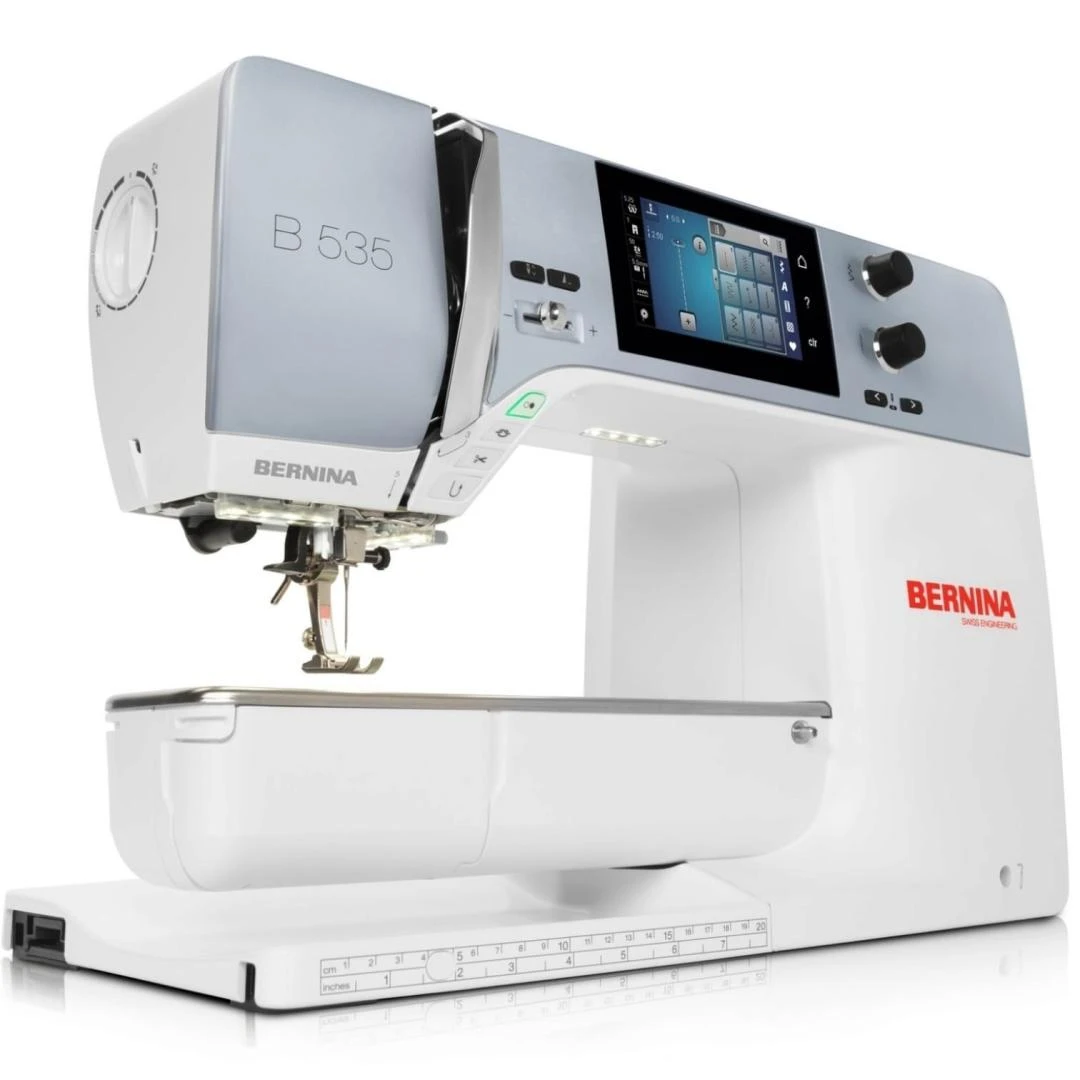 MÁQUINA DE COSER Y BORDAR BERNINA 535 (NO INCLUYE UNIDAD DE BORDADO)