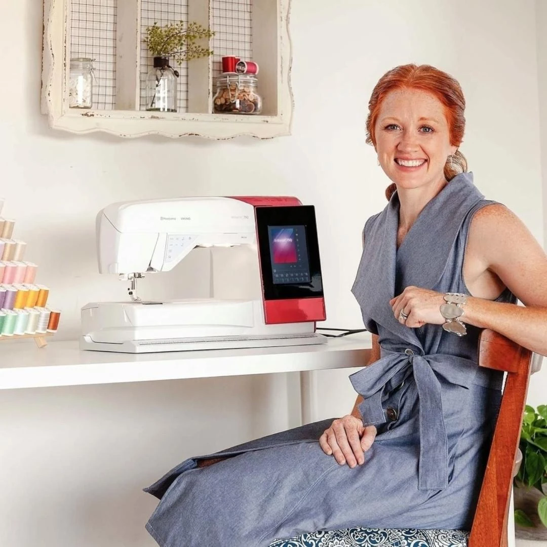 MÁQUINA DE COSER HUSQVARNA VIKING BRILLIANCE 75Q