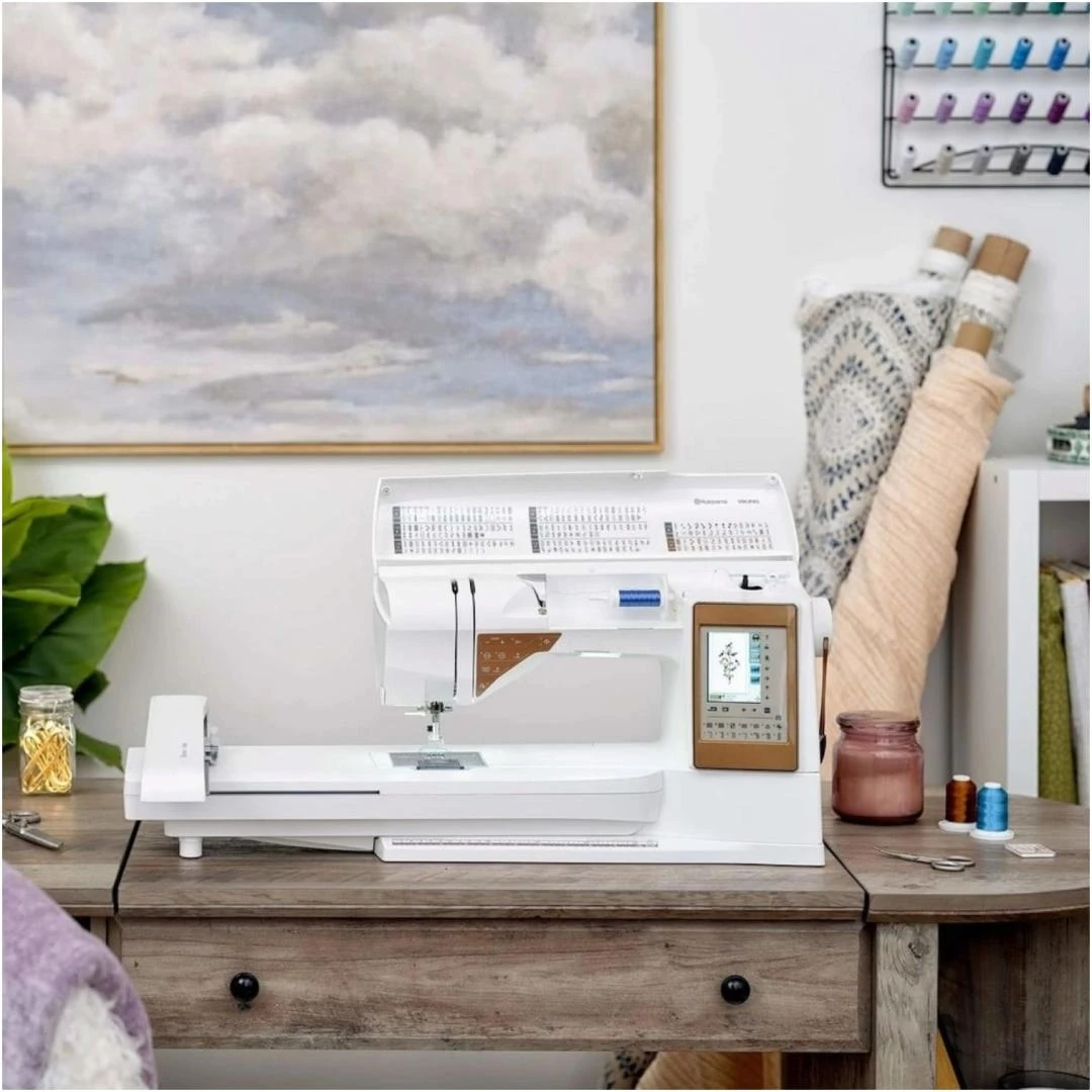 MÁQUINA DE COSER Y BORDAR HUSQVARNA VIKING TOPAZ 50