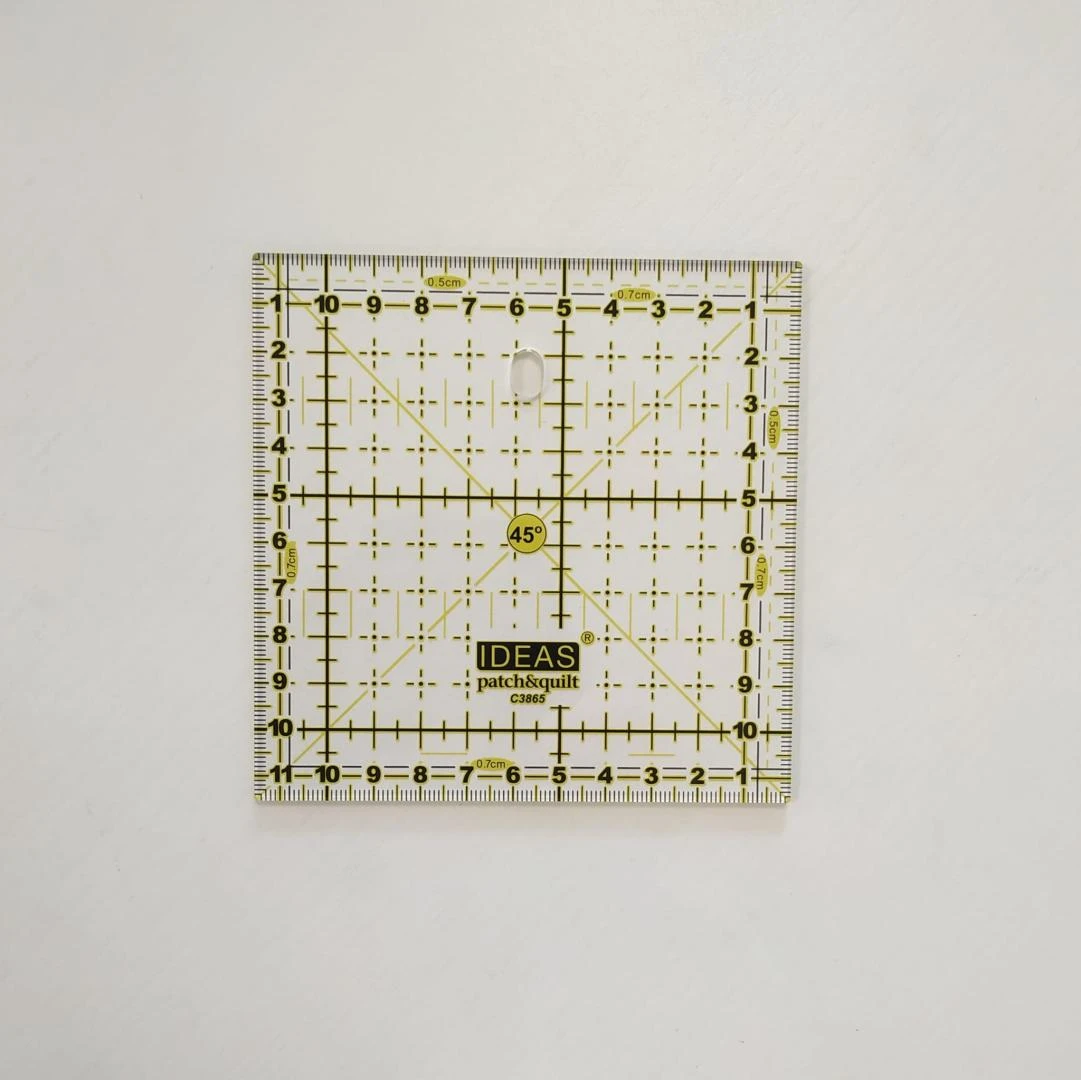 REGLA PATCHWORK CUADRADA 11,5 X11.5
