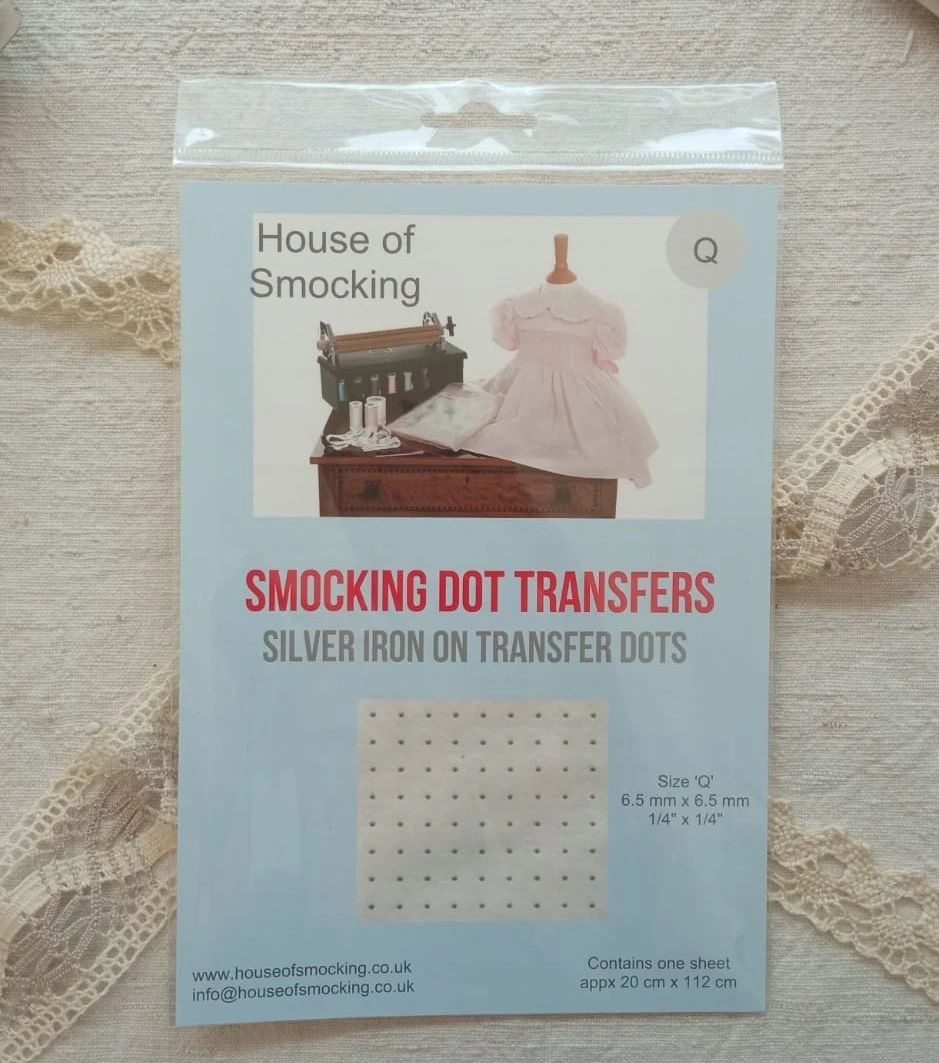 PAPEL PUNTO SMOCK LETRA Q PLATA