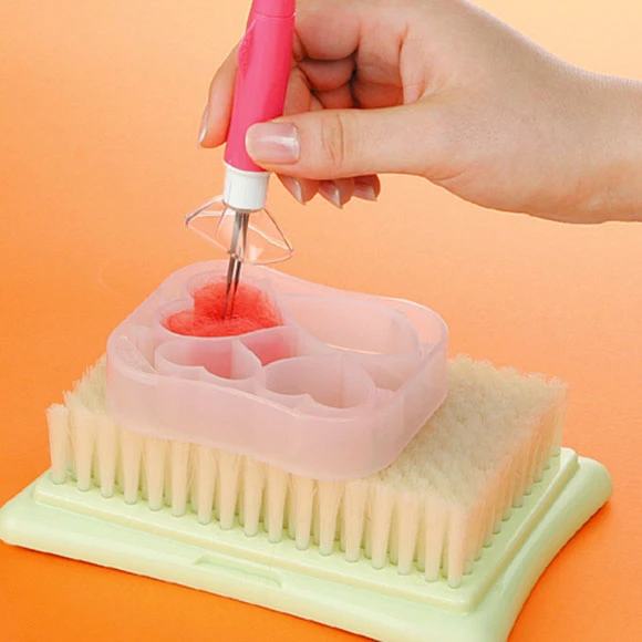 HERRAMIENTA PARA AFIELTRAR TIPO LÁPIZ