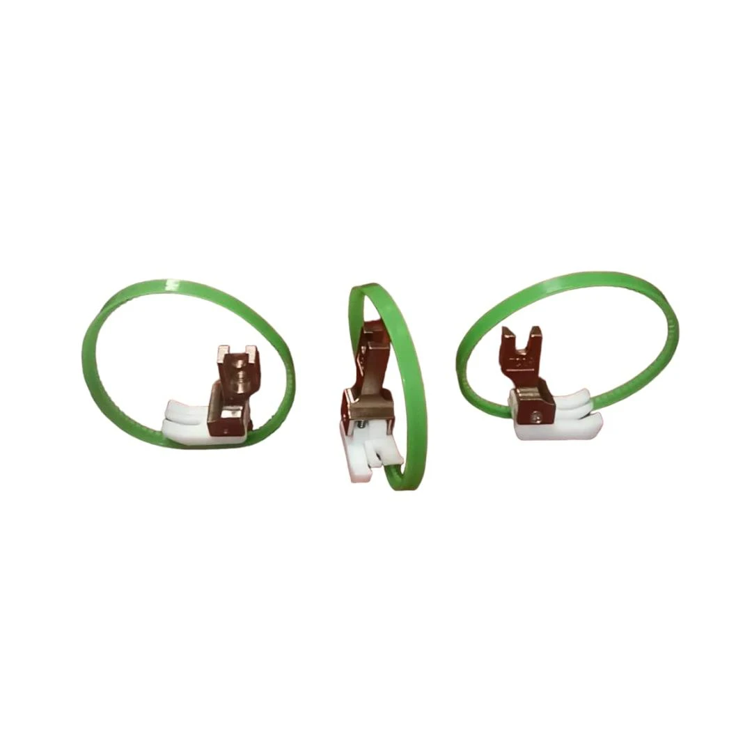 PRENSATELAS COMPENSADO DE TEFLÓN A LA IZQUIERDA CON RODILLO DESLIZANTE