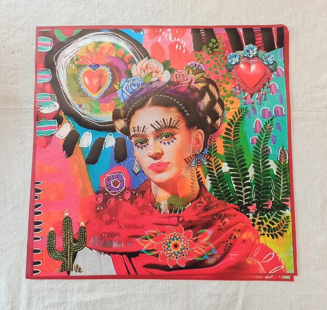 TELA PANEL ESTAMPADO POLIPIEL FRIDA 44X44 CM