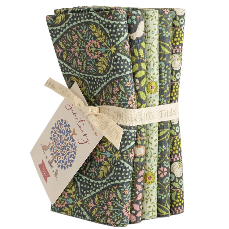 TELA TILDA FAT QUARTER SANCTUARY VERDE GRIS