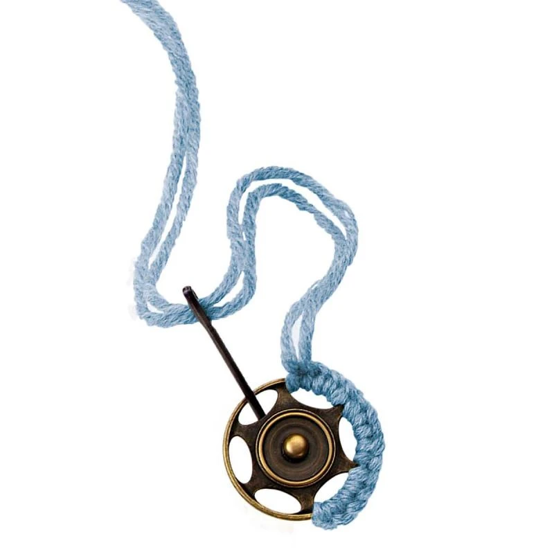 BROCHES DE PRESIÓN PARA LANA