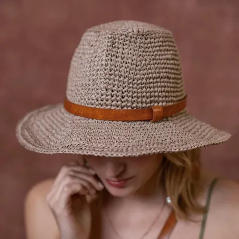 LIBRO ACCESORIOS DE RAFIA DMC